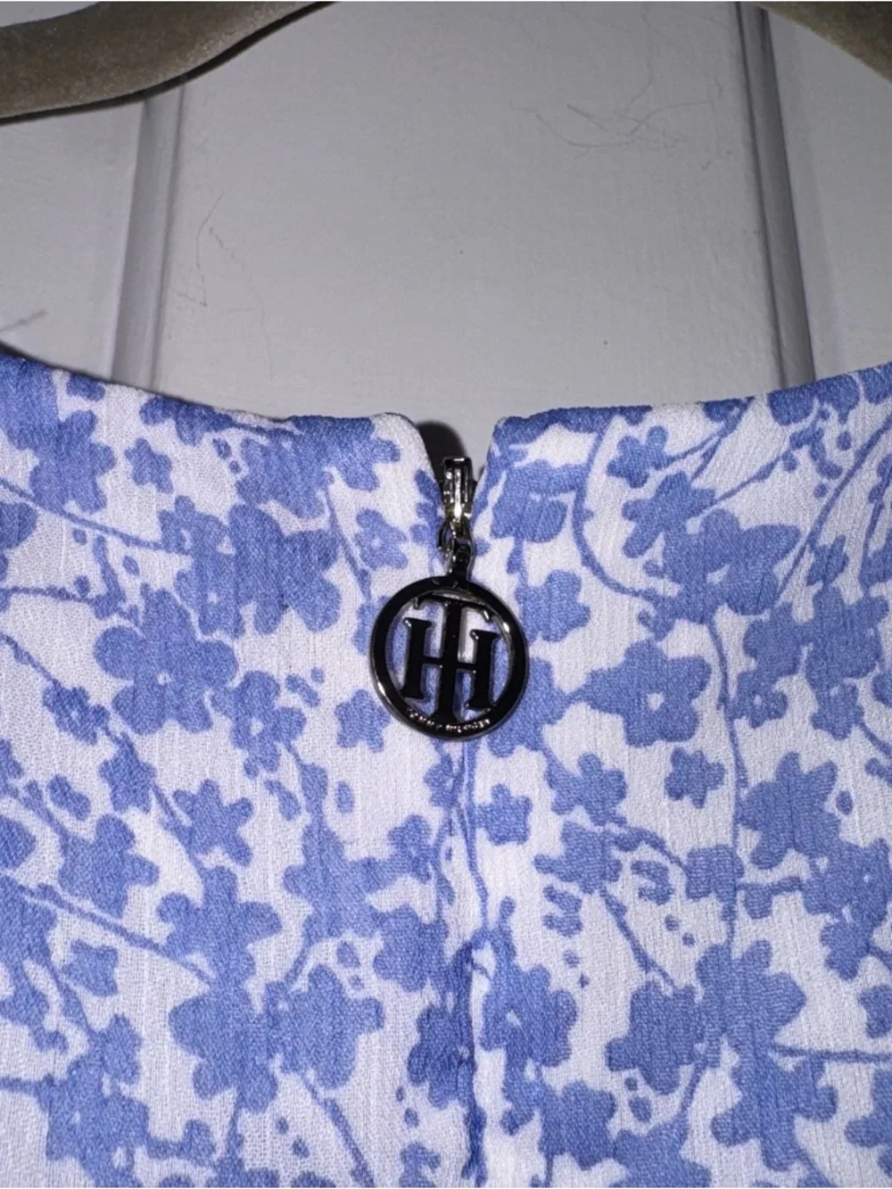 Tommy Hilfiger Light Blue white Floral sleeveless Ruffle chiffon Dress 12 NWOT - Picture 12 of 16